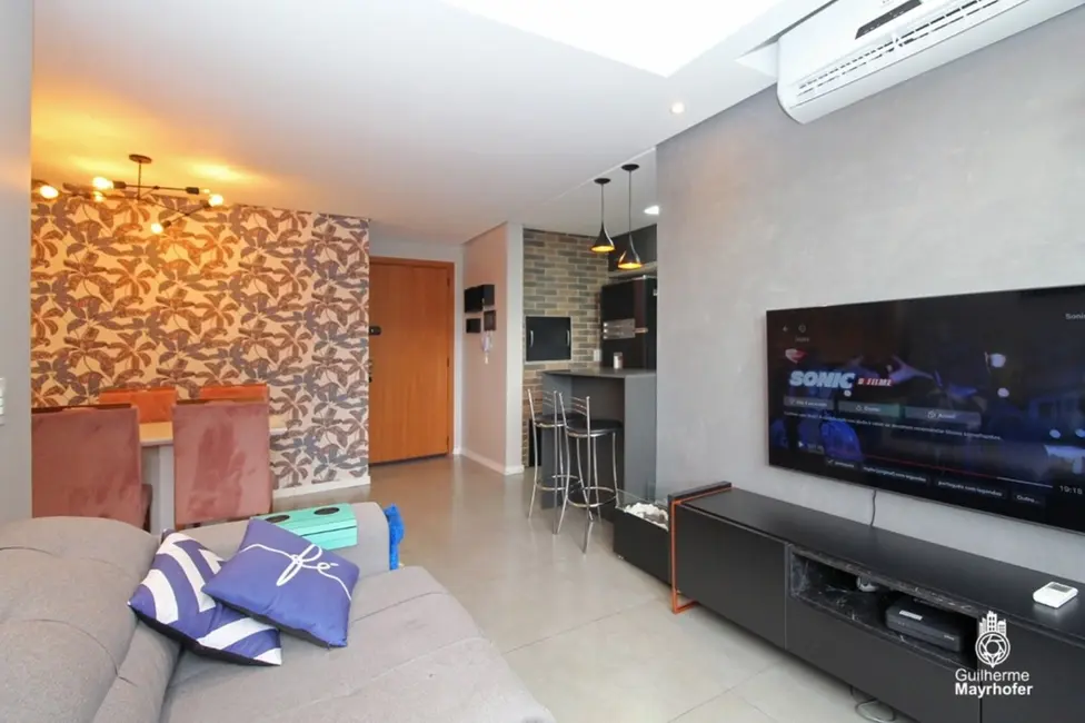 Foto 1 de Apartamento com 3 quartos à venda, 71m2 em Medianeira, Porto Alegre - RS