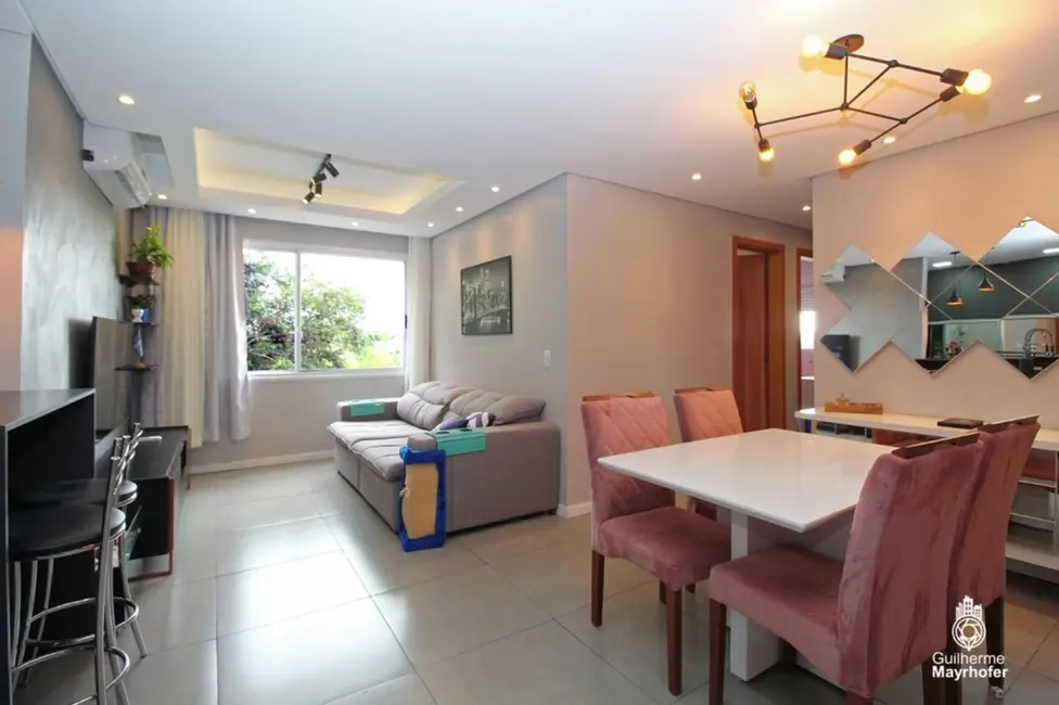 Foto 2 de Apartamento com 3 quartos à venda, 71m2 em Medianeira, Porto Alegre - RS