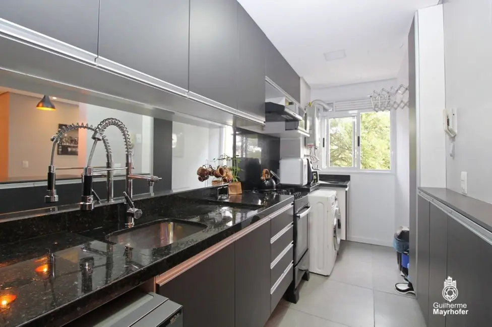 Foto 9 de Apartamento com 3 quartos à venda, 71m2 em Medianeira, Porto Alegre - RS