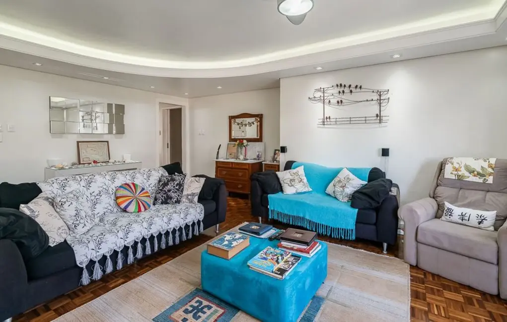 Foto 7 de Apartamento com 3 quartos à venda, 204m2 em Rio Branco, Porto Alegre - RS