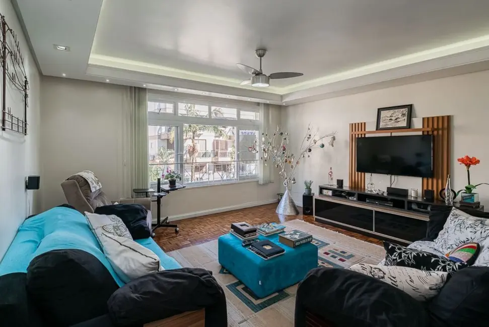 Foto 4 de Apartamento com 3 quartos à venda, 204m2 em Rio Branco, Porto Alegre - RS