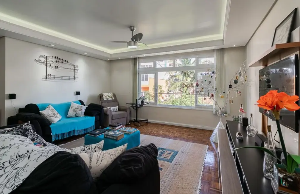 Foto 2 de Apartamento com 3 quartos à venda, 204m2 em Rio Branco, Porto Alegre - RS