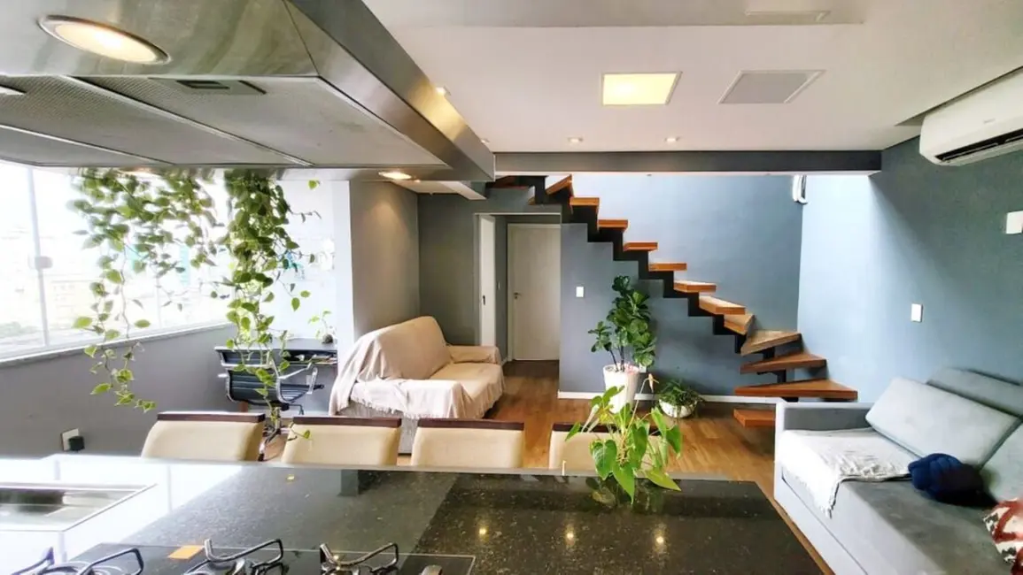 Apartamento com 2 quartos à venda, 133m2 em Farroupilha, Porto Alegre - RS - imagem 4 Foto 4 de Apartamento com 2 quartos à venda, 133m2 em Farroupilha, Porto Alegre - RS