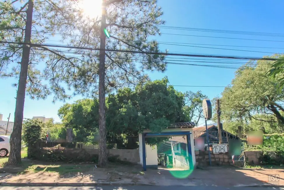 Foto 1 de Terreno / Lote à venda, 129m2 em Vila Nova, Porto Alegre - RS