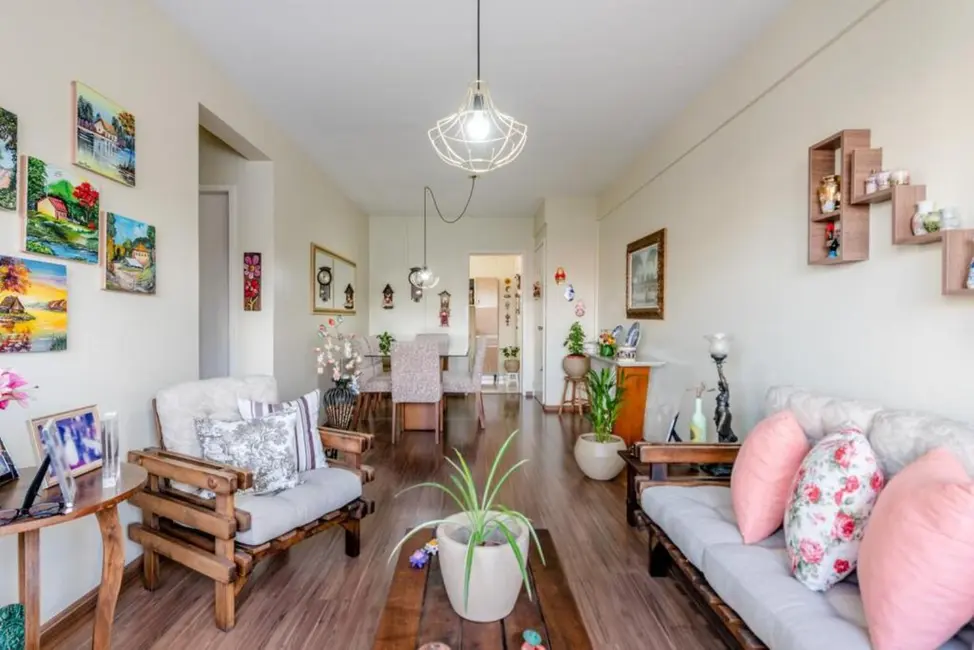 Foto 3 de Apartamento com 2 quartos à venda, 74m2 em Jardim São Pedro, Porto Alegre - RS