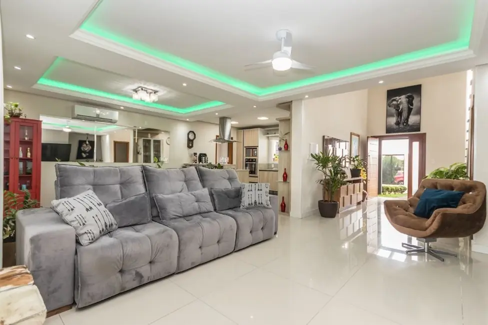 Foto 8 de Casa com 3 quartos à venda, 245m2 em Mário Quintana, Porto Alegre - RS