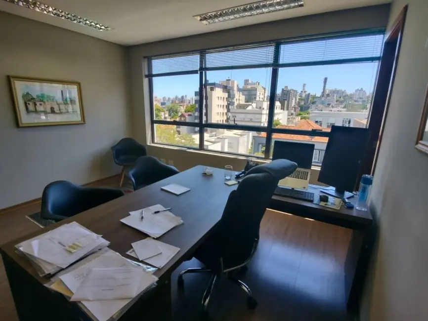 Foto 3 de Sala Comercial à venda, 30m2 em Petrópolis, Porto Alegre - RS