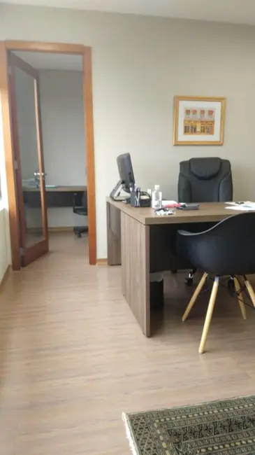 Foto 5 de Sala Comercial à venda, 30m2 em Petrópolis, Porto Alegre - RS