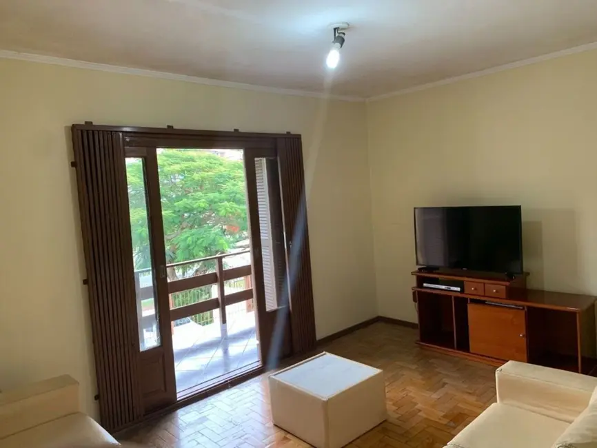 Foto 8 de Casa com 3 quartos à venda, 193m2 em Chácara das Pedras, Porto Alegre - RS