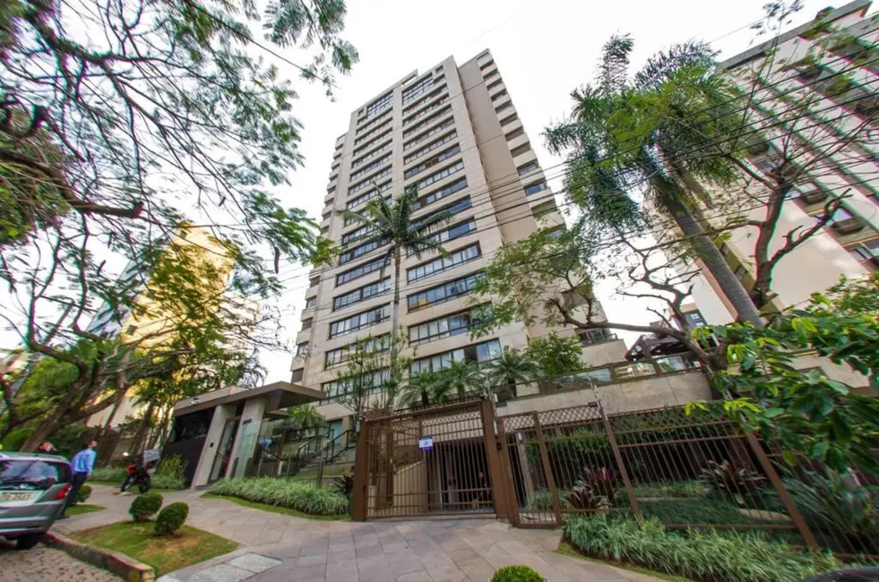 Apartamento com 4 quartos à venda, 310m2 em Bela Vista, Porto Alegre - RS - imagem 3 Foto 3 de Apartamento com 4 quartos à venda, 310m2 em Bela Vista, Porto Alegre - RS