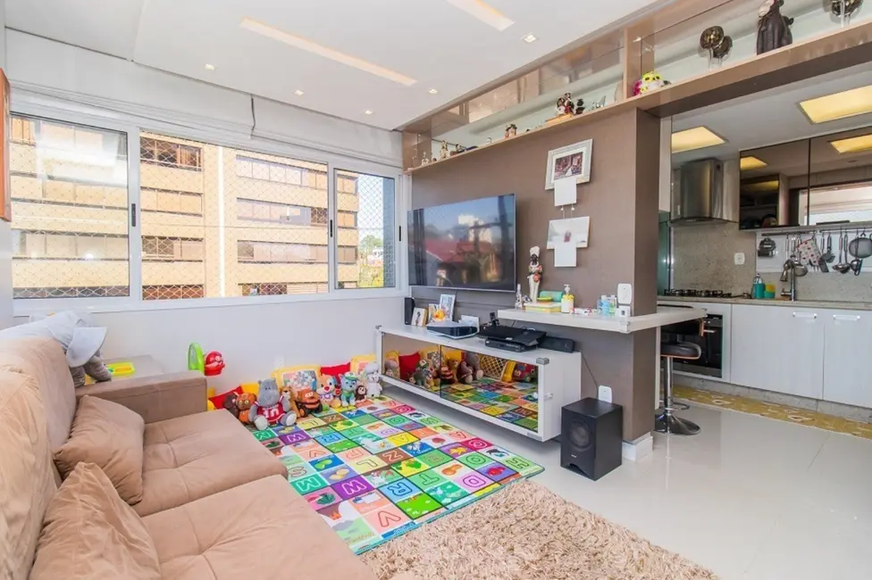 Foto 6 de Apartamento com 2 quartos à venda, 66m2 em Porto Alegre - RS