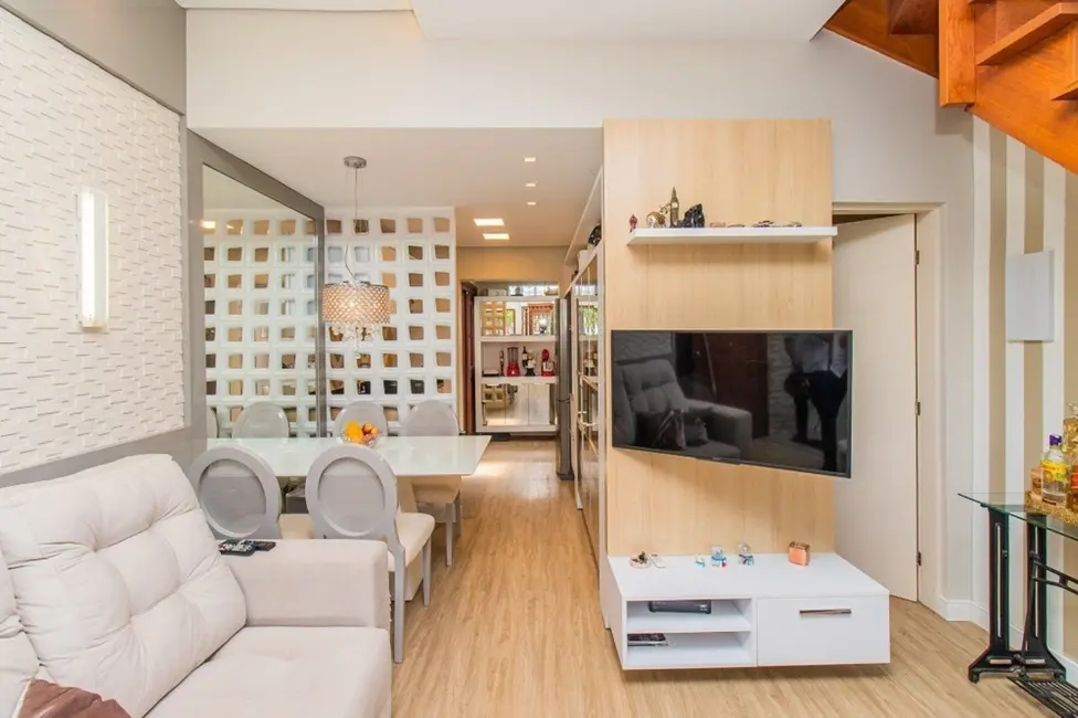 Casa com 2 quartos à venda, 120m2 em Porto Alegre - RS - imagem 7 Foto 7 de Casa com 2 quartos à venda, 120m2 em Porto Alegre - RS