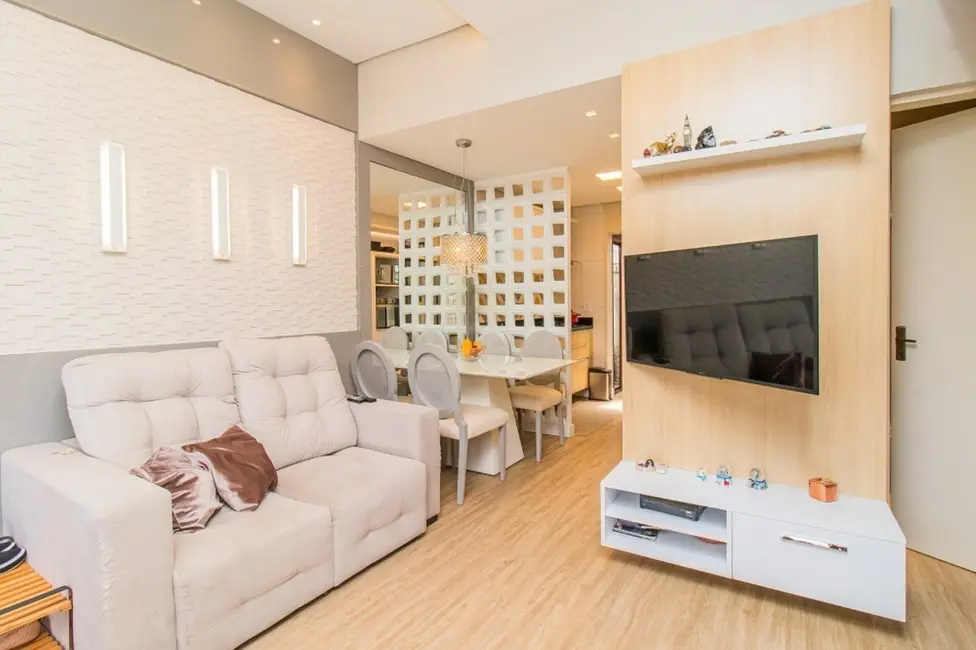 Casa com 2 quartos à venda, 120m2 em Porto Alegre - RS - imagem 5 Foto 5 de Casa com 2 quartos à venda, 120m2 em Porto Alegre - RS