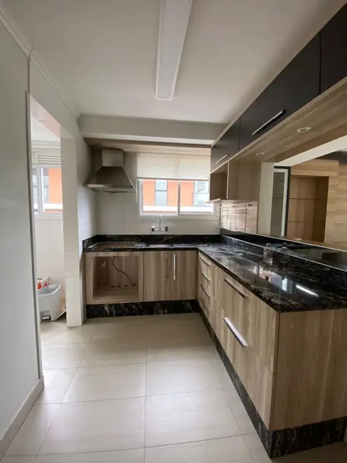 Apartamento com 3 quartos à venda, 100m2 em Petrópolis, Porto Alegre - RS - imagem 3 Foto 3 de Apartamento com 3 quartos à venda, 100m2 em Petrópolis, Porto Alegre - RS