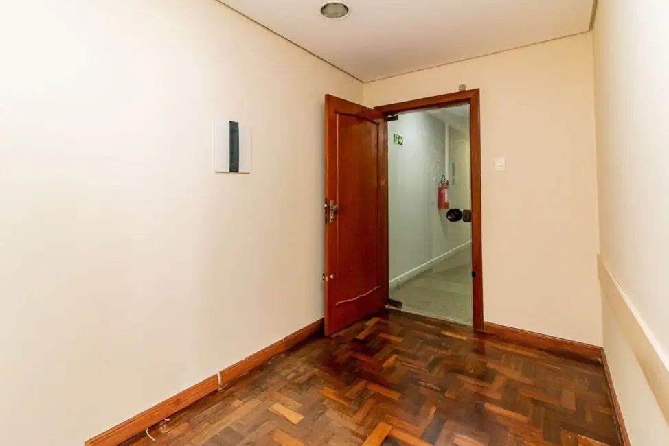 Foto 8 de Sala Comercial à venda, 94m2 em Centro Histórico, Porto Alegre - RS