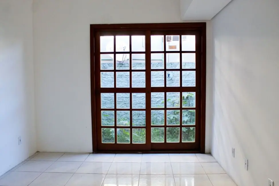 Foto 6 de Casa com 3 quartos à venda, 118m2 em Camaquã, Porto Alegre - RS