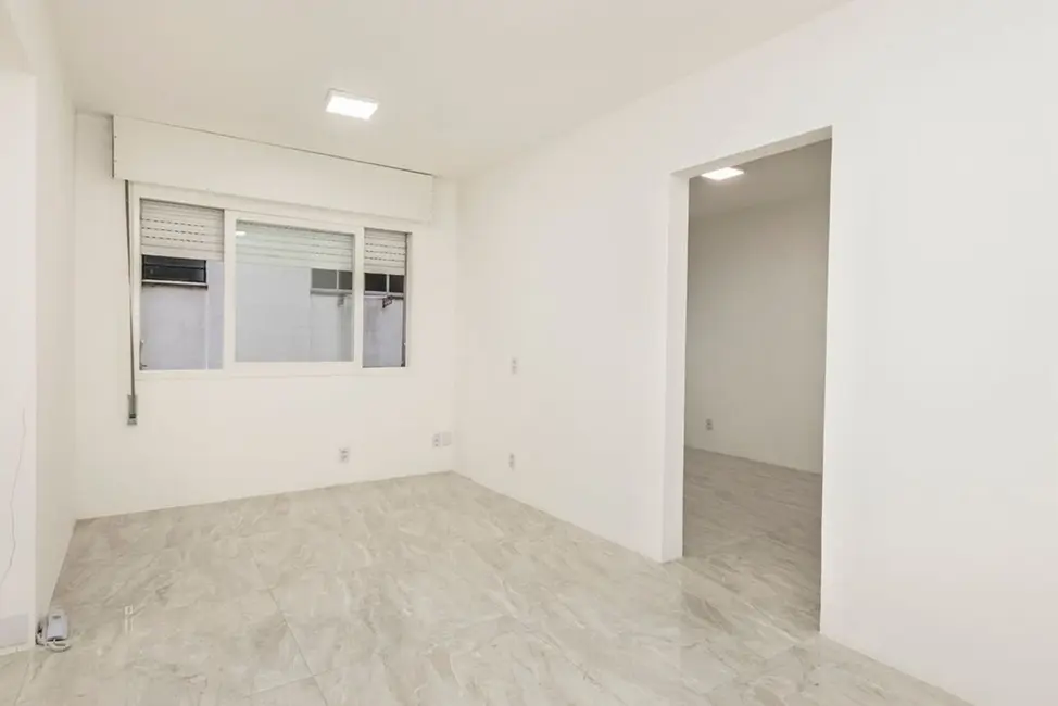 Apartamento com 1 quarto à venda, 39m2 em Centro Histórico, Porto Alegre - RS - imagem 5 Foto 5 de Apartamento com 1 quarto à venda, 39m2 em Centro Histórico, Porto Alegre - RS