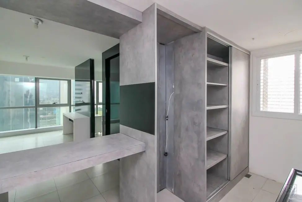 Foto 4 de Loft / Flat com 1 quarto à venda, 47m2 em Praia de Belas, Porto Alegre - RS