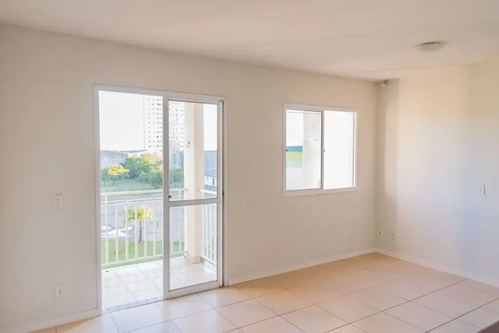 Foto 2 de Apartamento com 3 quartos à venda, 69m2 em Humaitá, Porto Alegre - RS