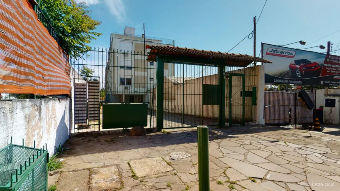 Apartamento com 2 quartos à venda, 73m2 em Cristal, Porto Alegre - RS - imagem 2 Foto 2 de Apartamento com 2 quartos à venda, 73m2 em Cristal, Porto Alegre - RS