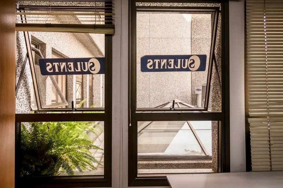 Foto 9 de Sala Comercial à venda, 63m2 em Rio Branco, Porto Alegre - RS