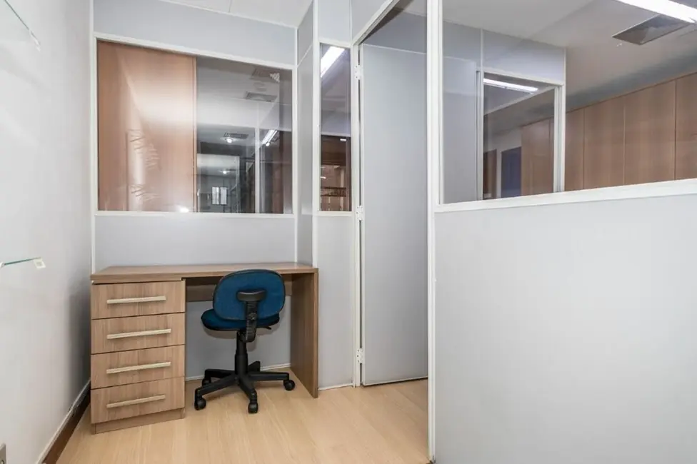 Foto 7 de Sala Comercial à venda, 63m2 em Rio Branco, Porto Alegre - RS