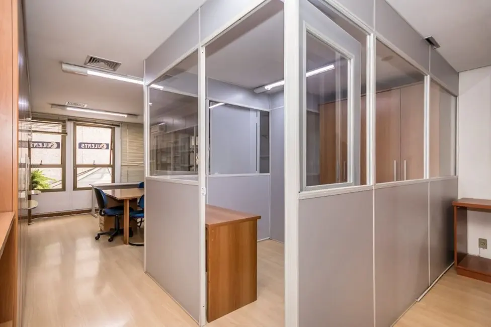 Foto 1 de Sala Comercial à venda, 63m2 em Rio Branco, Porto Alegre - RS