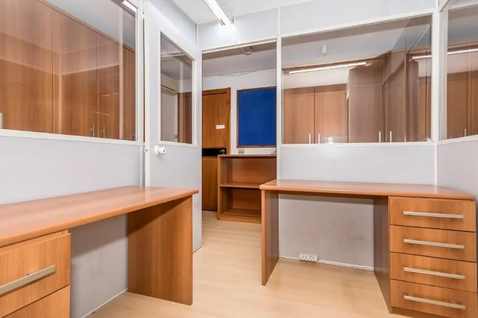 Foto 2 de Sala Comercial à venda, 63m2 em Rio Branco, Porto Alegre - RS