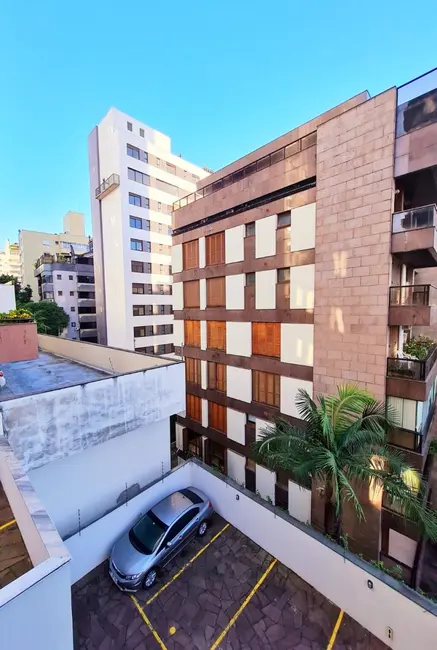 Foto 6 de Apartamento com 3 quartos à venda, 105m2 em Rio Branco, Porto Alegre - RS