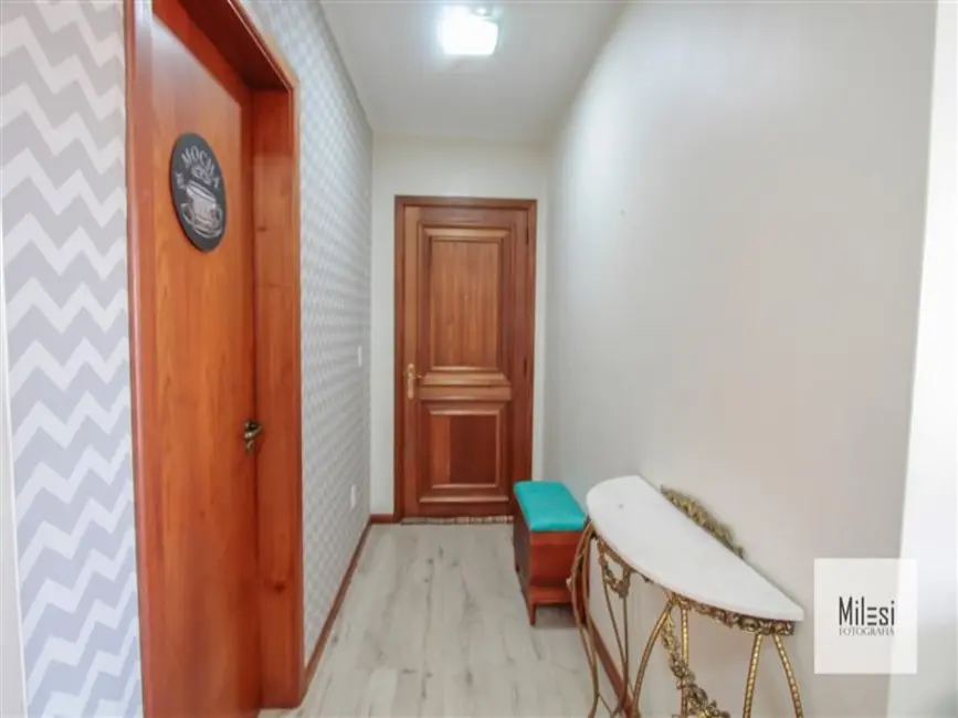 Apartamento com 3 quartos à venda, 128m2 em São Leopoldo, Caxias Do Sul - RS - imagem 6 Foto 6 de Apartamento com 3 quartos à venda, 128m2 em São Leopoldo, Caxias Do Sul - RS