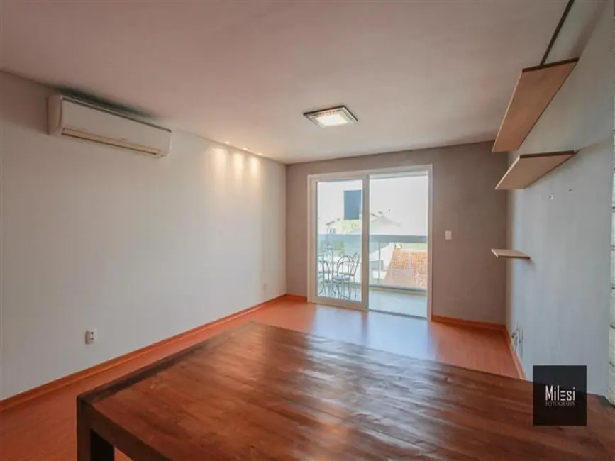 Apartamento com 2 quartos à venda, 83m2 em Madureira, Caxias Do Sul - RS - imagem 8 Foto 8 de Apartamento com 2 quartos à venda, 83m2 em Madureira, Caxias Do Sul - RS