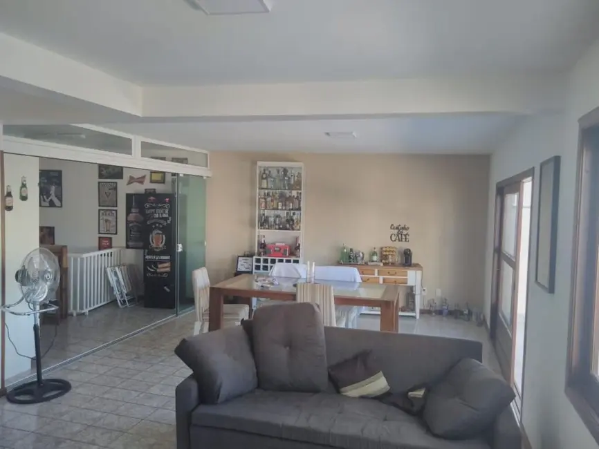 Apartamento com 3 quartos à venda, 228m2 em Passo da Areia, Porto Alegre - RS - imagem 7 Foto 7 de Apartamento com 3 quartos à venda, 228m2 em Passo da Areia, Porto Alegre - RS