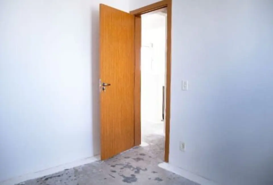 Foto 3 de Apartamento com 2 quartos à venda, 44m2 em Protásio Alves, Porto Alegre - RS