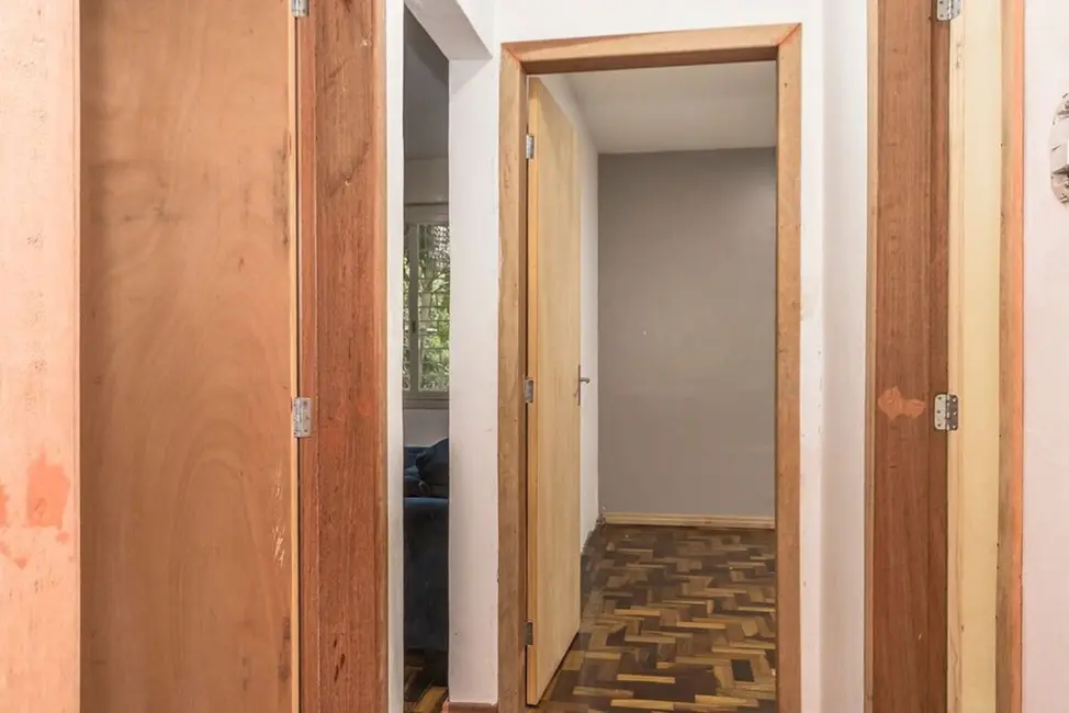 Casa com 4 quartos à venda, 201m2 em Santa Tereza, Porto Alegre - RS - imagem 6 Foto 6 de Casa com 4 quartos à venda, 201m2 em Santa Tereza, Porto Alegre - RS