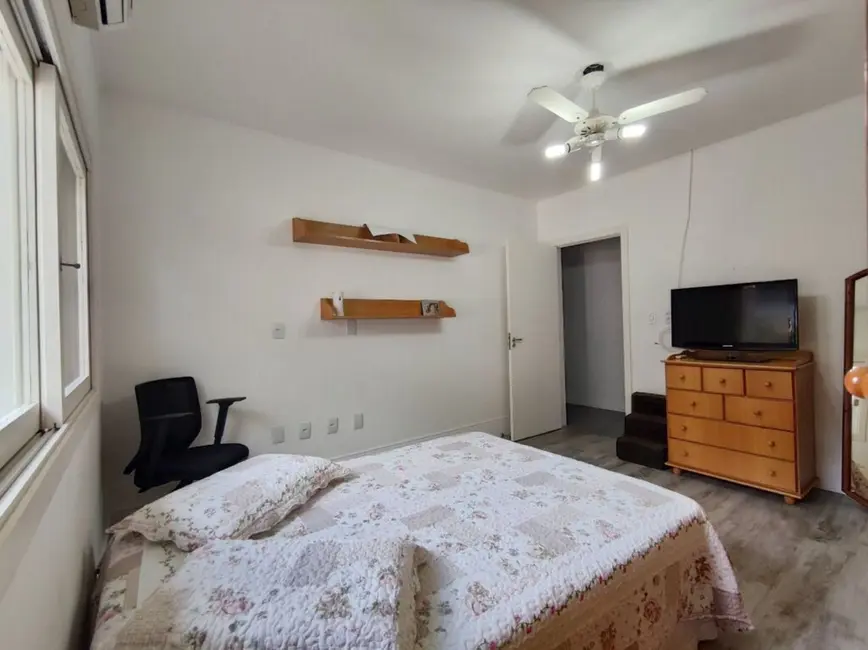 Foto 9 de Casa de Condomínio com 4 quartos à venda, 240m2 em Belém Novo, Porto Alegre - RS