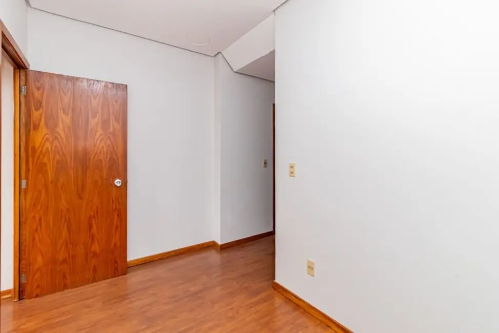 Foto 8 de Sala Comercial à venda, 40m2 em Rio Branco, Porto Alegre - RS