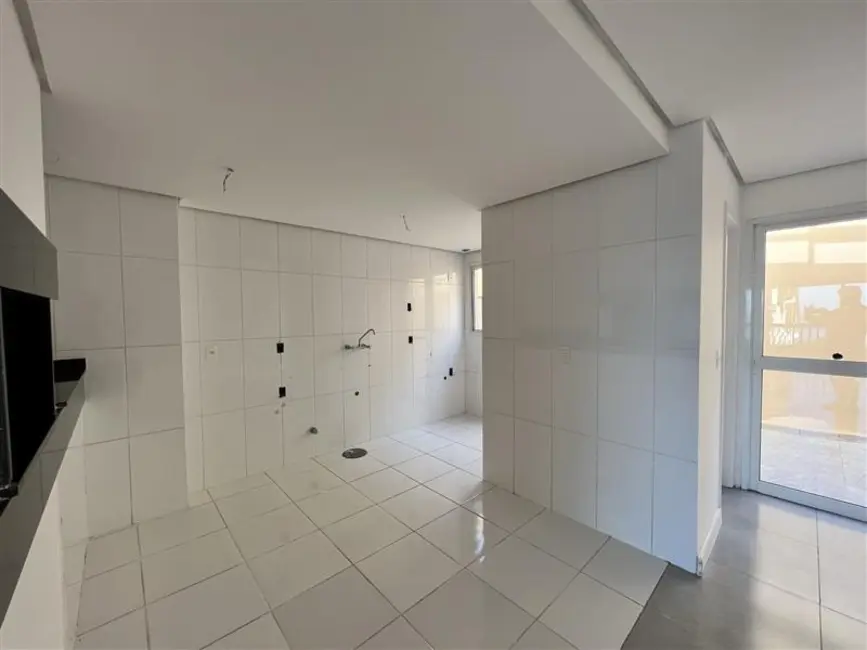 Casa com 4 quartos à venda, 220m2 em Pedra Redonda, Porto Alegre - RS - imagem 9 Foto 9 de Casa com 4 quartos à venda, 220m2 em Pedra Redonda, Porto Alegre - RS