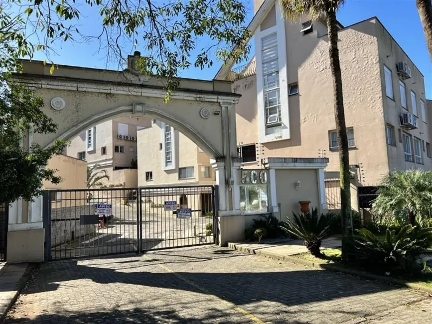 Casa com 4 quartos à venda, 220m2 em Pedra Redonda, Porto Alegre - RS - imagem 2 Foto 2 de Casa com 4 quartos à venda, 220m2 em Pedra Redonda, Porto Alegre - RS