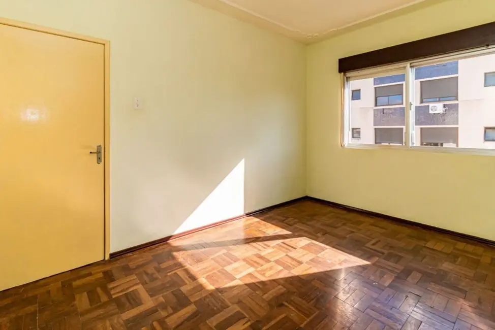 Foto 3 de Apartamento com 2 quartos à venda, 61m2 em Partenon, Porto Alegre - RS