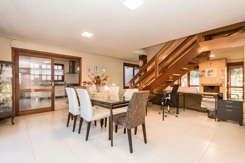 Foto 1 de Casa com 3 quartos à venda, 244m2 em Partenon, Porto Alegre - RS