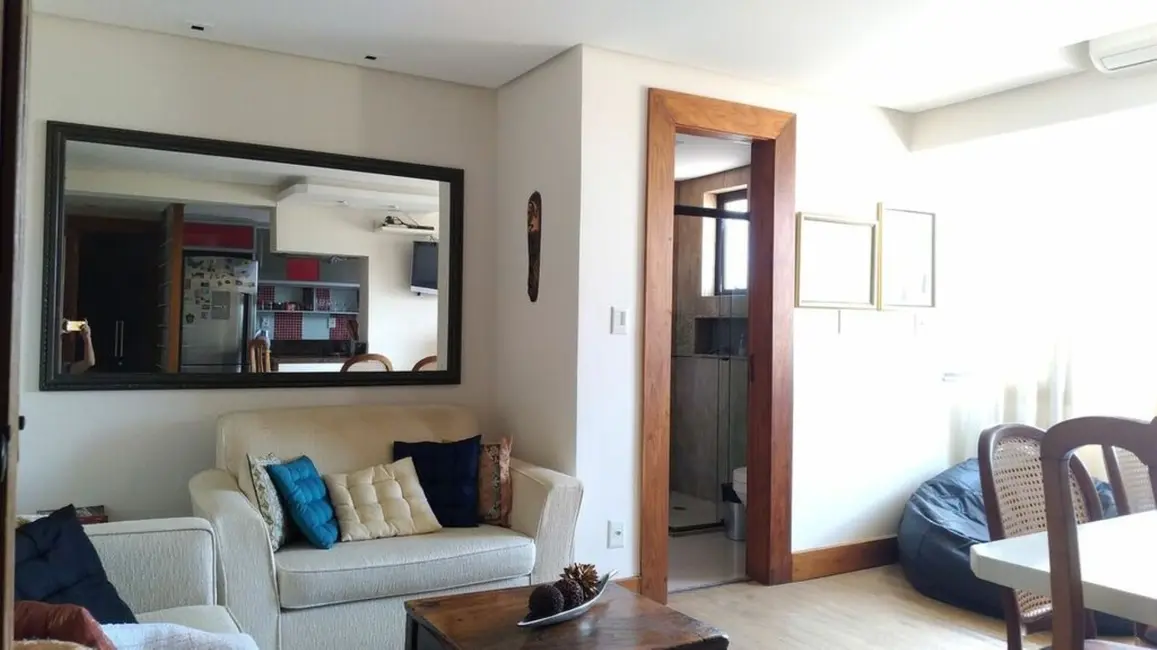 Foto 2 de Apartamento com 1 quarto à venda, 52m2 em Independência, Porto Alegre - RS