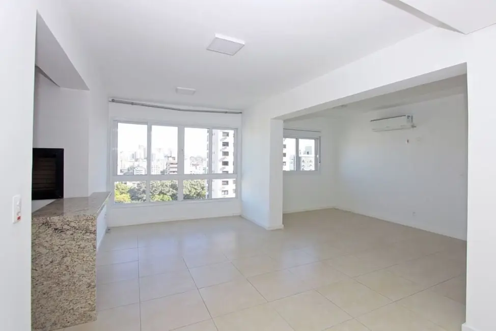 Apartamento com 2 quartos à venda, 74m2 em Passo da Areia, Porto Alegre - RS - imagem 4 Foto 4 de Apartamento com 2 quartos à venda, 74m2 em Passo da Areia, Porto Alegre - RS