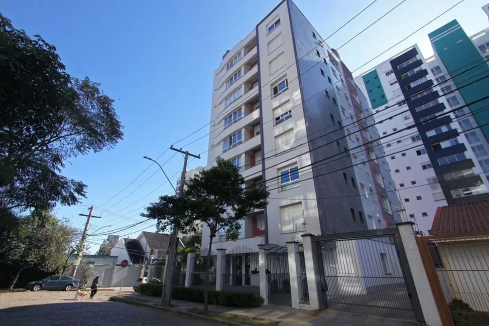 Foto 2 de Apartamento com 2 quartos à venda, 74m2 em Passo da Areia, Porto Alegre - RS