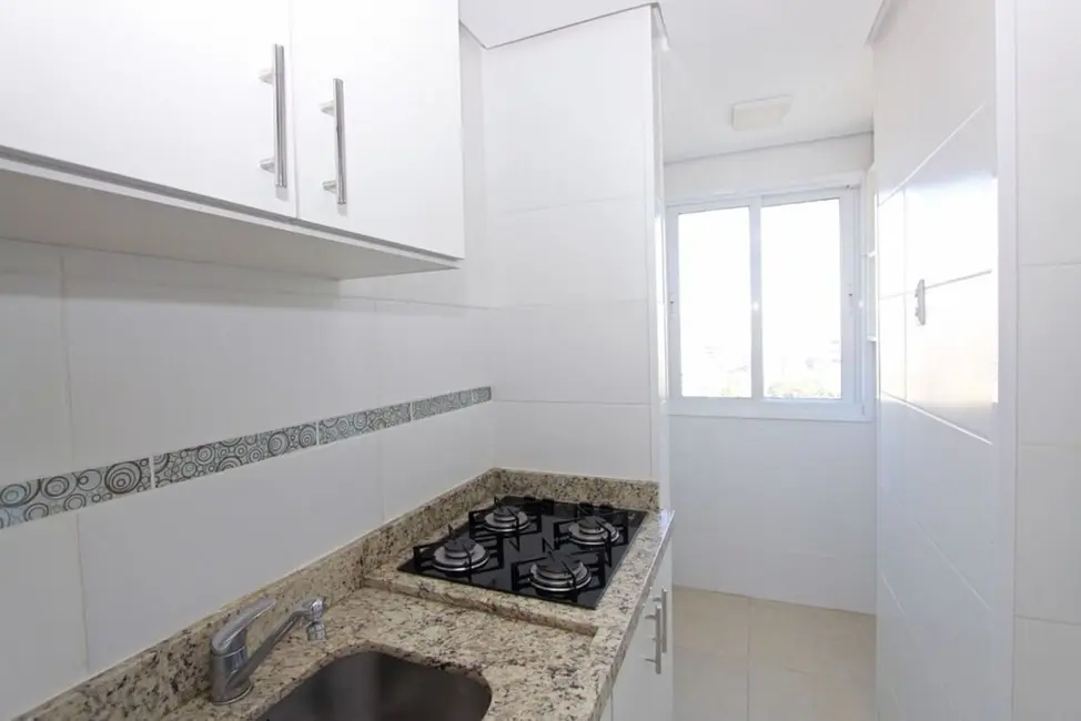 Apartamento com 2 quartos à venda, 74m2 em Passo da Areia, Porto Alegre - RS - imagem 9 Foto 9 de Apartamento com 2 quartos à venda, 74m2 em Passo da Areia, Porto Alegre - RS