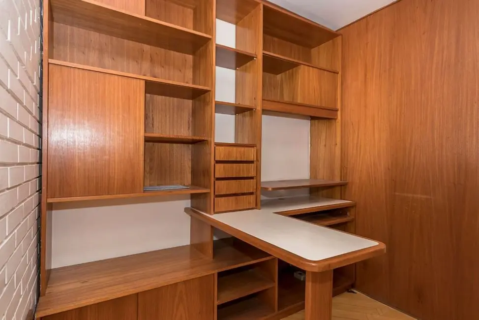 Sala Comercial à venda, 55m2 em Centro Histórico, Porto Alegre - RS - imagem 7 Foto 7 de Sala Comercial à venda, 55m2 em Centro Histórico, Porto Alegre - RS