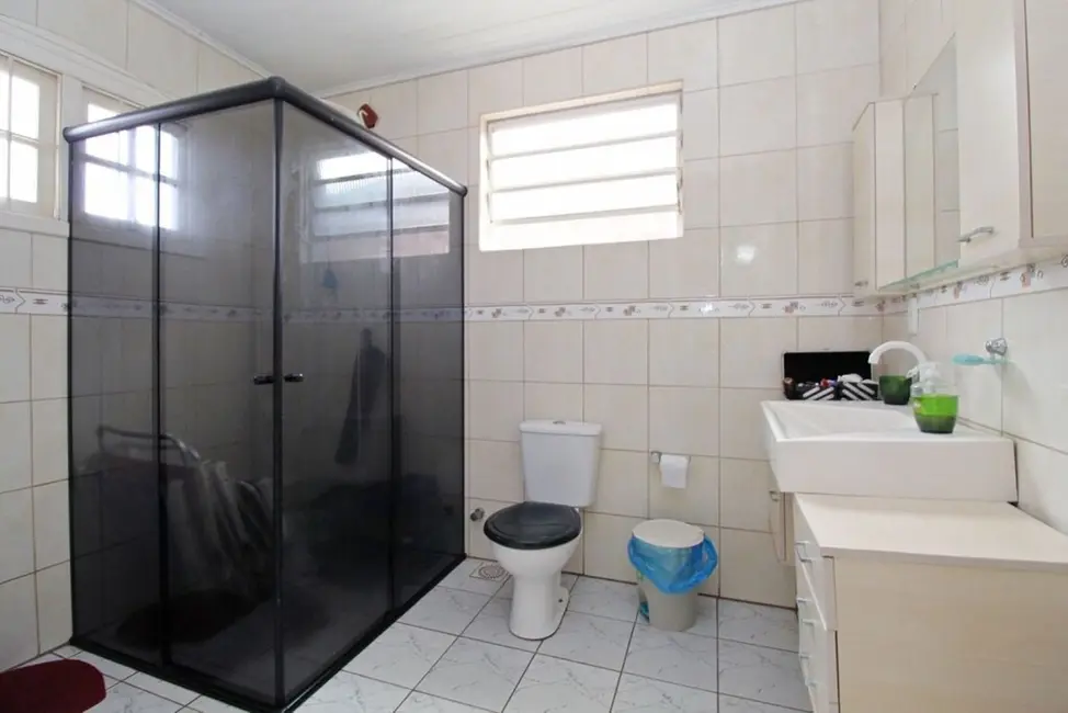 Casa com 5 quartos à venda, 430m2 em Sarandi, Porto Alegre - RS - imagem 4 Foto 4 de Casa com 5 quartos à venda, 430m2 em Sarandi, Porto Alegre - RS