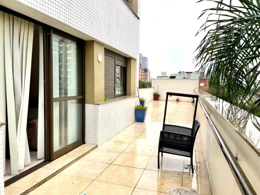 Apartamento com 2 quartos à venda, 127m2 em Menino Deus, Porto Alegre - RS - imagem 4 Foto 4 de Apartamento com 2 quartos à venda, 127m2 em Menino Deus, Porto Alegre - RS