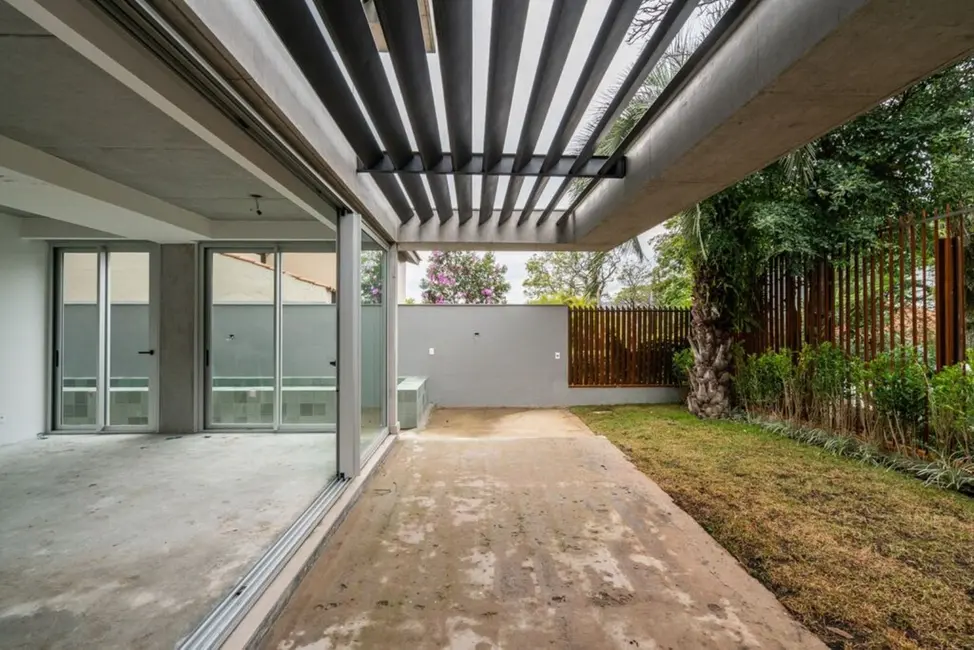 Apartamento com 3 quartos à venda, 206m2 em Três Figueiras, Porto Alegre - RS - imagem 6 Foto 6 de Apartamento com 3 quartos à venda, 206m2 em Três Figueiras, Porto Alegre - RS