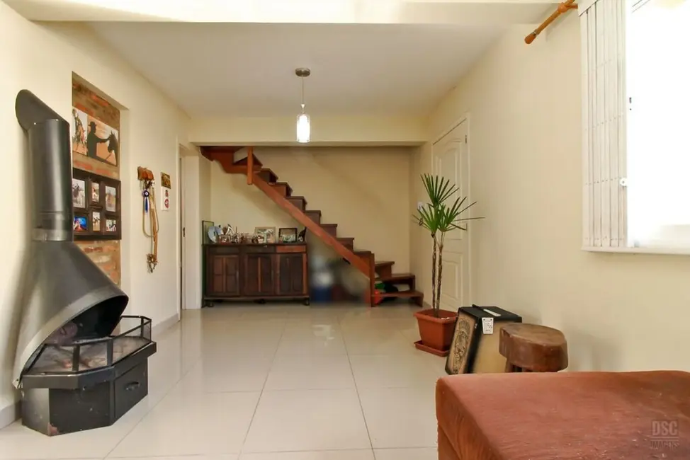 Foto 3 de Casa de Condomínio com 3 quartos à venda, 135m2 em Hípica, Porto Alegre - RS