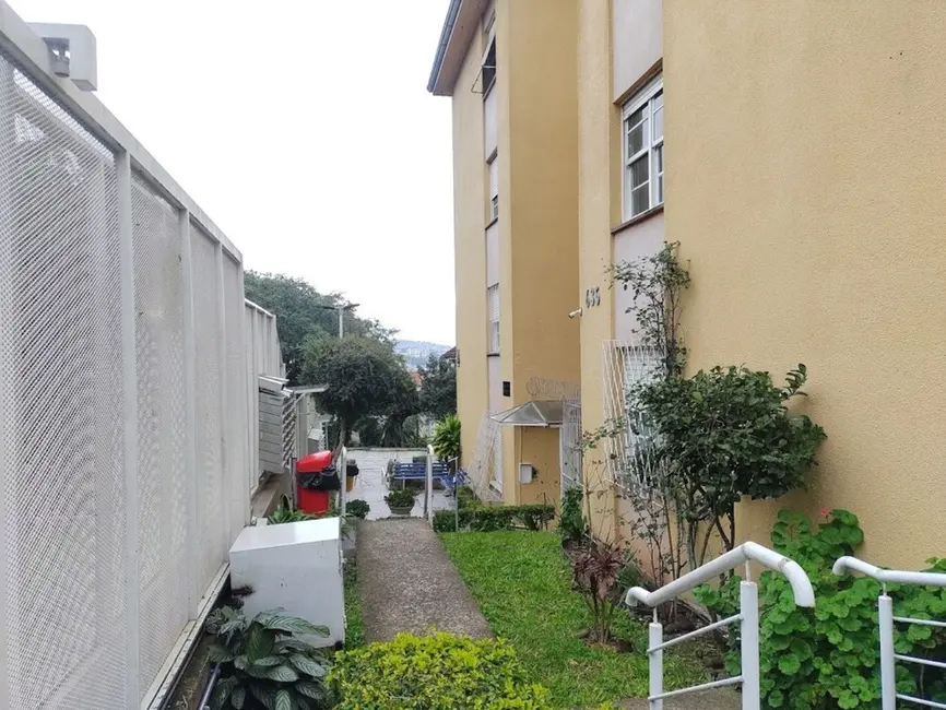 Foto 3 de Apartamento com 2 quartos à venda, 52m2 em Cristal, Porto Alegre - RS